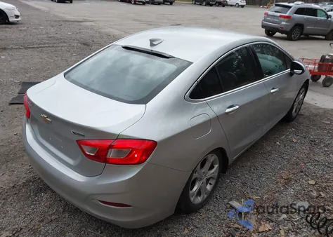 2017 Chevrolet Cruze Premier Auto из США, поврежденный, VIN 1G1BF5SMXH7194696